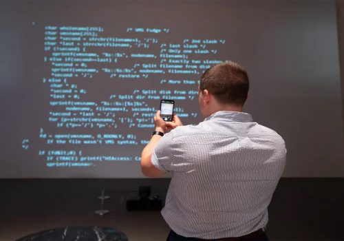 सर टिम बर्नर्स ली को वेब सोर्स कोड एनएफटी साढे ६४ करोड रुपैयाँमा बिक्री