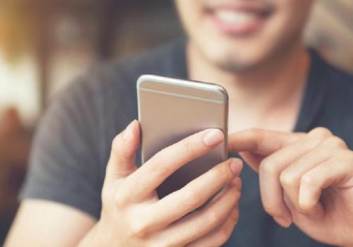 फोनको स्क्रिन बिग्रियो, यस्तो छ सहज समाधान