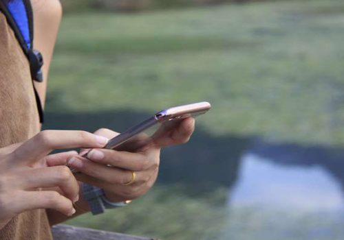 सेकेन्ड ह्यान्ड फोन किन्दै हुनुहुन्छ? यी पाँच सावधानी अपनाउनु उपयुक्त