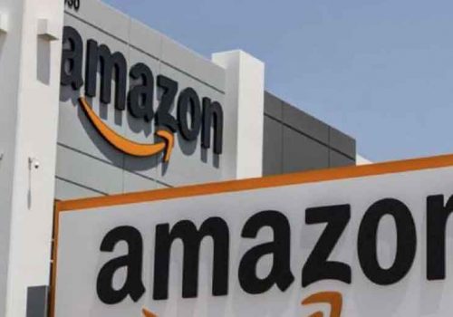 भारतीय प्रहरीद्वारा अमेजनका कार्यकारीमाथि गाँजा तस्करीको मुद्दा