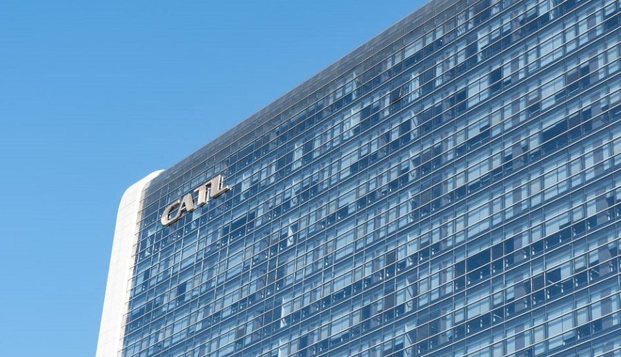 सीएटीएल अझै पनि २०२४ मा इभी ब्याट्री बजारको नेतृत्वमा, बीवाईडीले चर्को चुनौती दिँदै