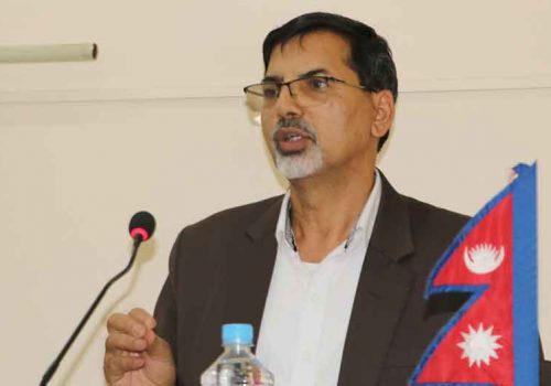 डिजिटल कारोबारको अध्ययन लेखापरीक्षकबाट हुनुपर्छः अर्थमन्त्री शर्मा