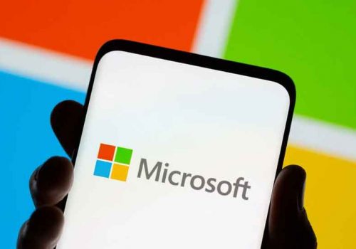 माइक्रोसफ्टले आफ्नो फ्ल्यागशिप उत्पादनहरुको लागि २० प्रतिशतसम्म मूल्य बढाउने