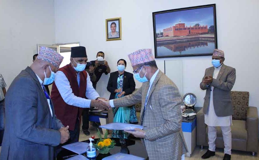 राष्ट्र बैंक र त्रिभुवन विश्वविद्यालयबीच शोधवृत्ति सम्बन्धी समझदारी