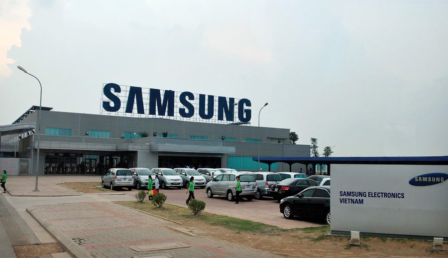 सामसङले घोषित मितिभन्दा ६ महिनाअगावै एलसीडी निर्माण बन्द गर्ने