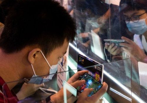 चीनले अनलाइन गेमलाई ‘इलेक्ट्रोनिक ड्रग’ नाम दिएपछि शेयरको मूल्यमा गिरावट