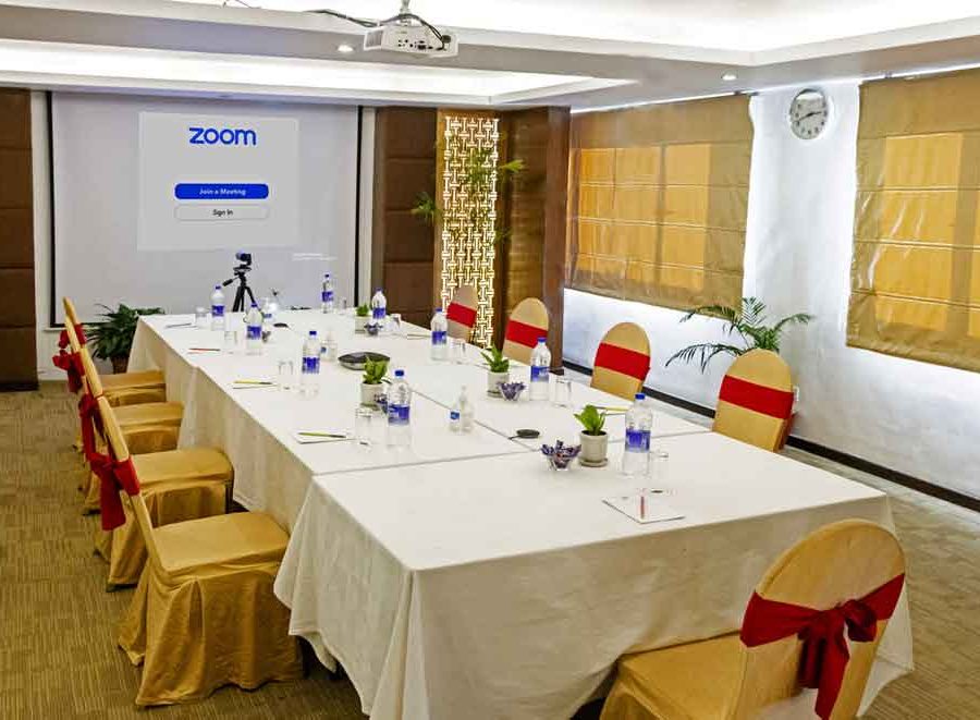 होटल साम्बालाद्वारा जुम रुमको व्यवस्था, मिटिङ गर्न एडभान्स प्रविधिको प्रयोग