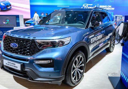 फोर्डले विद्युतीय सवारी साधनमा ११.४ अर्ब डलर लगानी गर्ने घोषणा