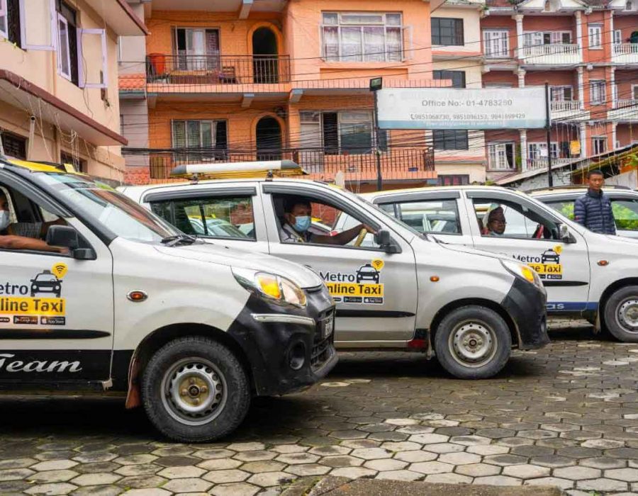 मेट्रो अनलाइन ट्याक्सी सेवा शुरु, काठमाडौं उपत्यकामा ९९ रुपैयाँमै ट्याक्सी चढ्न पाईने