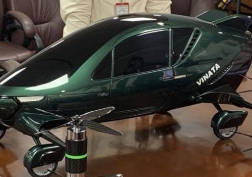 दक्षिण एसियाकै पहिलो उड्ने कार भारतमा बन्दै, हवाइ इन्धन र ब्याट्री दुवैबाट चल्ने