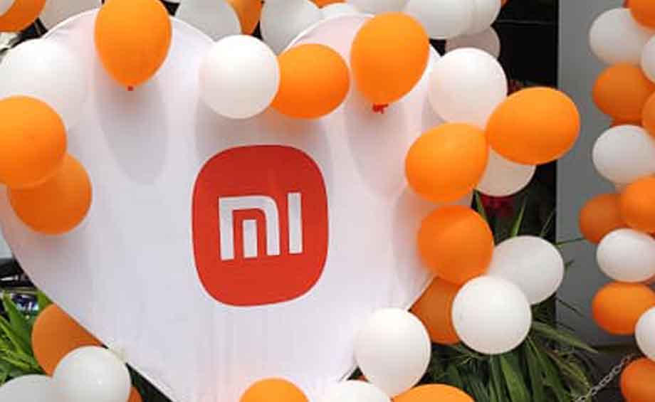 शाओमीले पायो डुअल क्यामरा र सेल्फी डिस्प्ले भएको क्ल्यामशेल फोनको पेटेन्ट