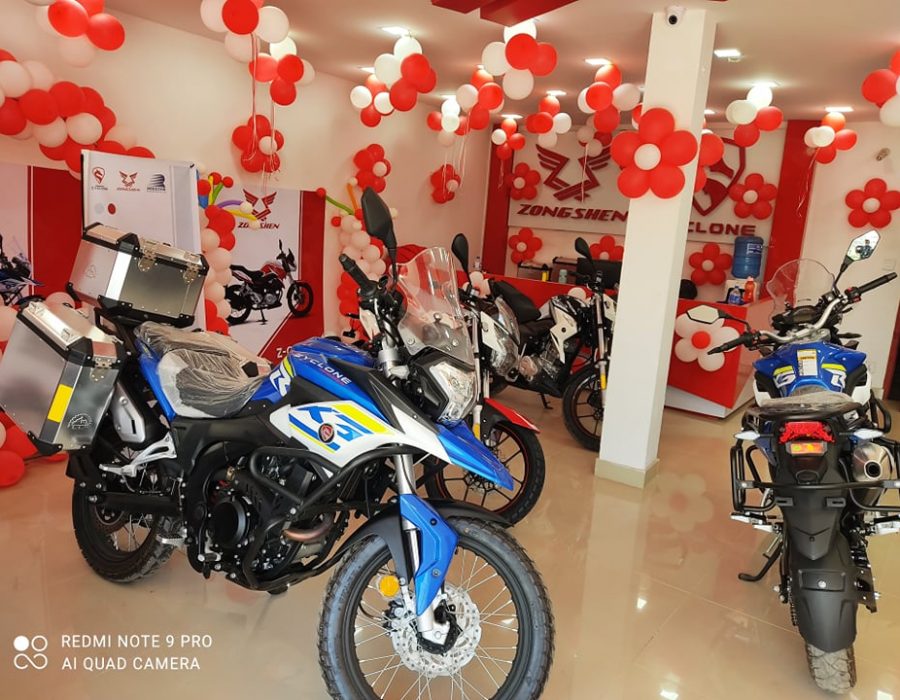 नेपाली बजारमा भित्रिए जोङसेनका मोटरसाइकल र स्कुटर