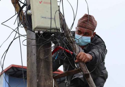 विद्युत प्राधिकरणले तार काटिदिएको बारेमा उच्चको फैसला- ‘इन्टरनेट पहुँचयोग्य बनाउन निजी क्षेत्रलाई उत्प्रेरित गर’