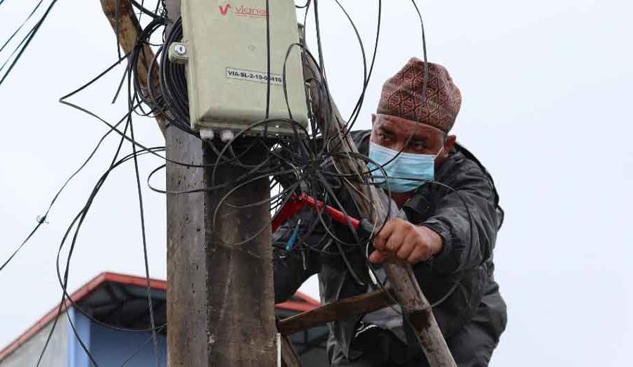 तार काट्ने वा इन्टरनेट सेवा अवरुद्ध गर्ने विद्युत प्राधिकरणको विरुद्ध जारी अन्तरिम आदेश निरन्तर हुने