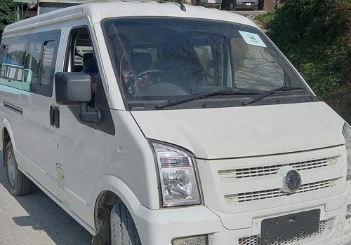 रसुवा नाकाबाट २२ वटा इलेक्ट्रिक माइक्रोबस आयात