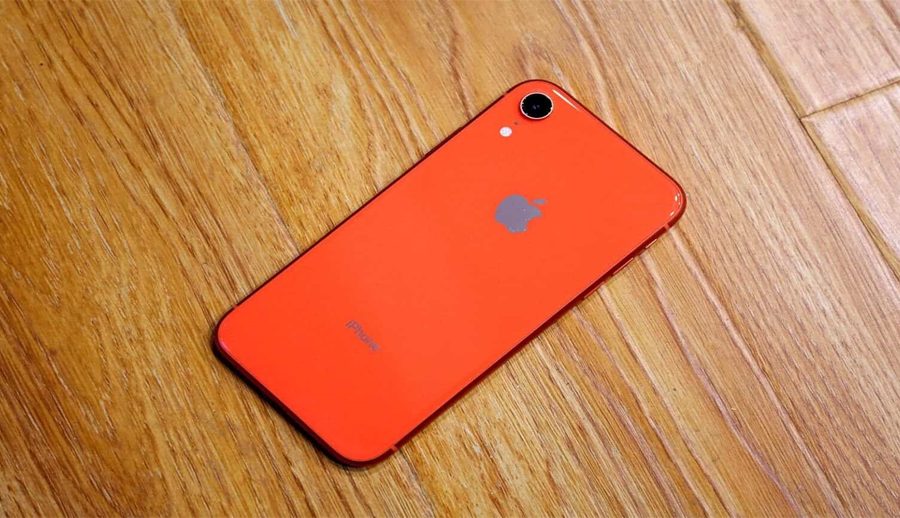 आईफोन एसई ३ एप्पलको एलसीडी डिस्प्लेयुक्त अन्तिम स्मार्टफोन हुने
