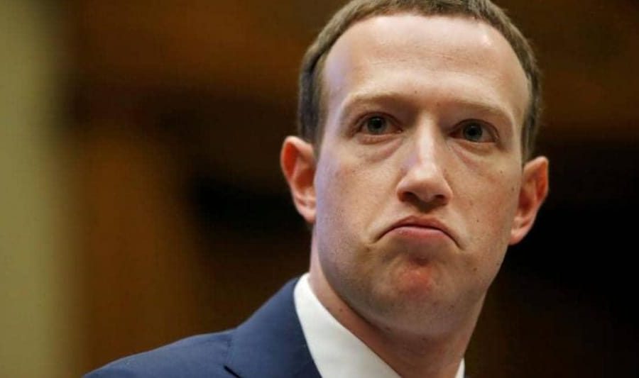 फेसबुकका सबै सेवाहरु डाउन हुँदा एकै रातमा गुमाए मार्क जुकरबर्गले ६ अर्ब अमेरिकी डलर