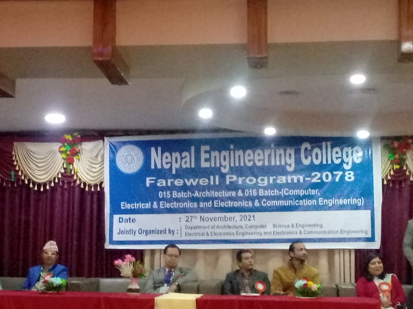 नेपाल इन्जिनियरिङ कलेजबाट दुई सय १४ जना इन्जिनियर विद्यार्थीहरूको बिदाई
