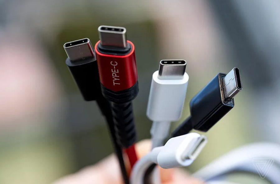 २०२४ पछि बक्समा चार्जर बिना नै स्मार्टफोन मात्र उपलब्ध हुने