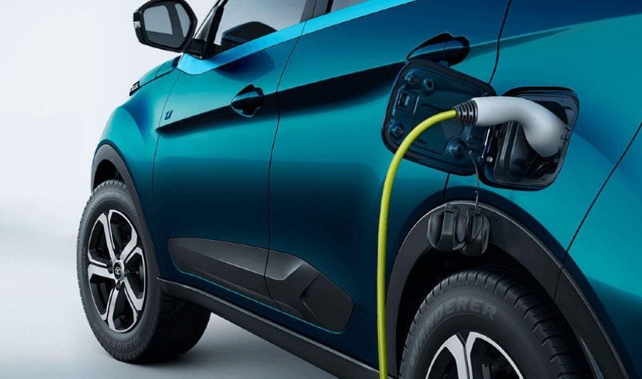 तीन महिनामा नेपालमा ६ अर्ब बढीको विद्युतीय चारपाङ्ग्रे सवारी साधान आयात