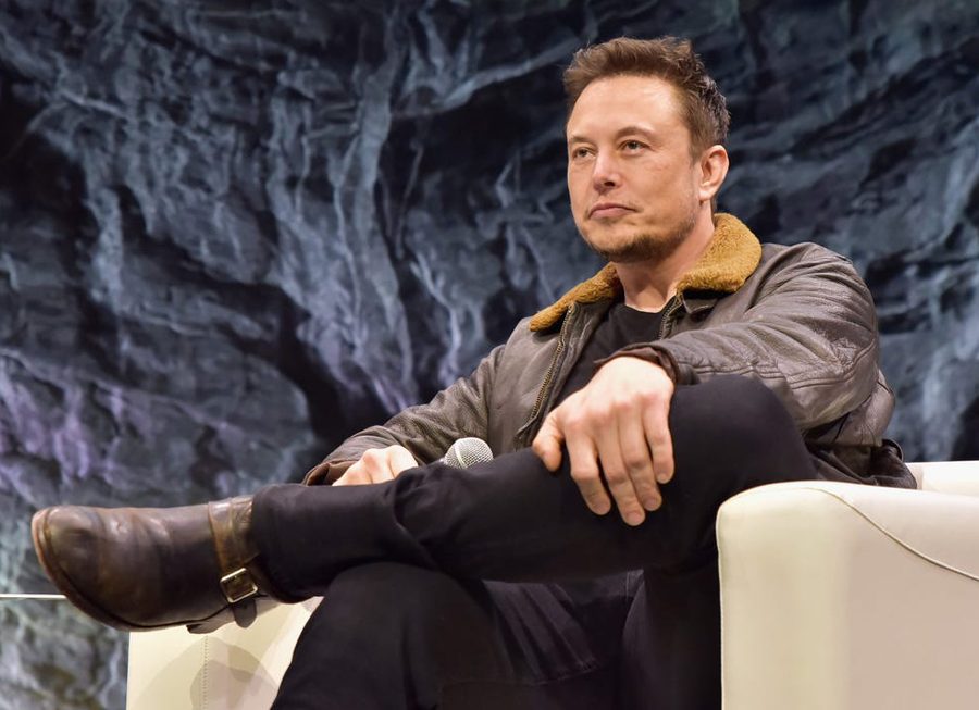 इलन मस्कले दिए माइक्रोसफ्टविरुद्ध मुद्दा हाल्ने धम्की