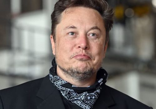टेस्लाले हालसम्म हर्जसँग सम्झौतामा हस्ताक्षर नगरेको इलन मस्कको भनाई