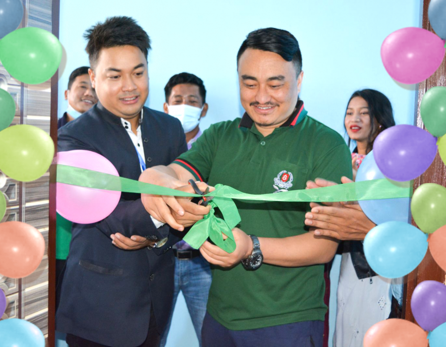 क्लासिक टेकको आउटलेट अब पोखराको लेखनाथमा