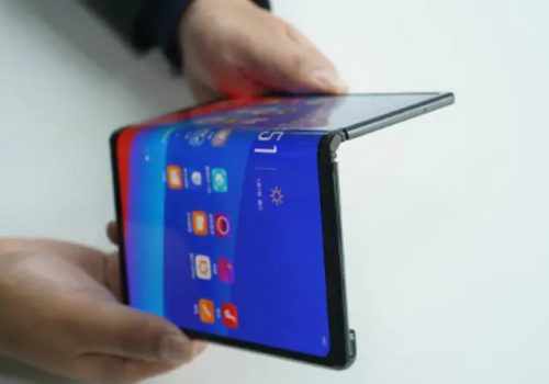 ओपोले ५० मेगापिक्सेलको क्यामरायुक्त फोल्डेबल फोन ल्याउँदै
