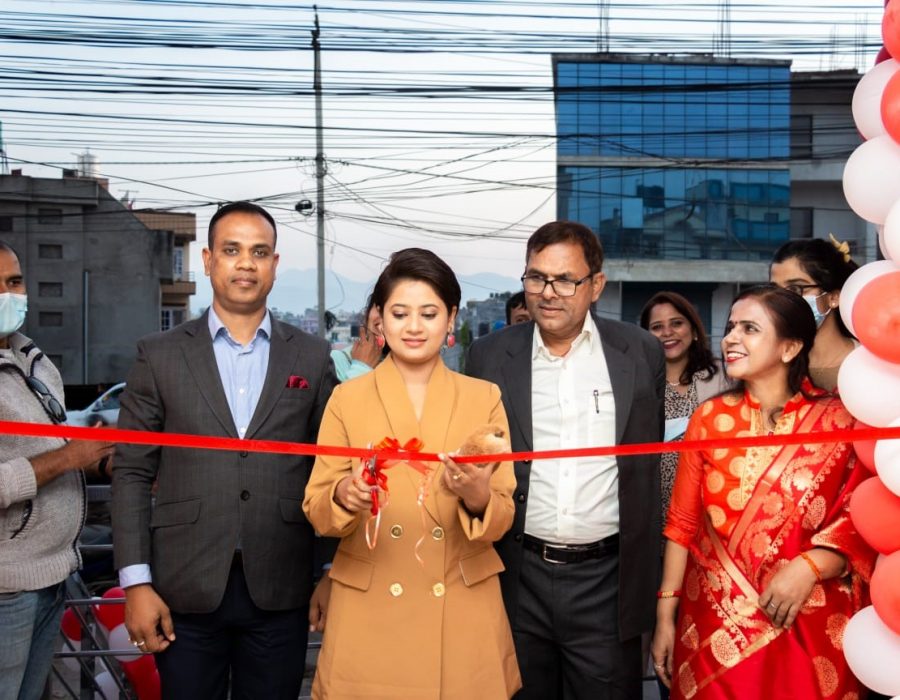इलेक्ट्रोनिक्स ब्राण्ड वेबोरको ब्राण्ड एम्बेस्डरमा केकी अधिकारी, इमाडोलमा नयाँ शोरुम संचालनमा