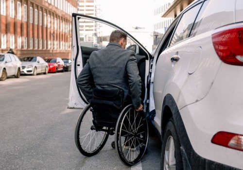 अपाङ्गता भएका व्यक्तिबाट बढी शुल्क लिएको आरोपमा उबर विरुद्ध मुद्दा दायर