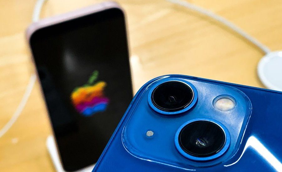 एप्पलले जारी गर्यो आईओएस १५.३, यसरी गर्नुस् आफ्नो फोनलाई अपडेट