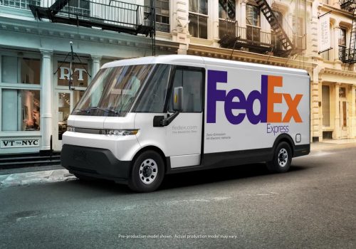 फेडएक्सले पायो जीएमको ब्राइटड्रपबाट आफ्नो पहिलो इलेक्ट्रिक डेलिभरी भ्यान
