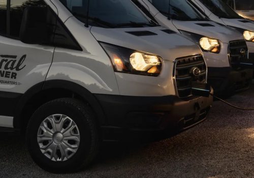 फोर्डको इभी चार्जिङ परियोजना सुरु, व्यावसायिक ग्राहकहरूलाई इलेक्ट्रिकमा जान मद्दत गर्ने