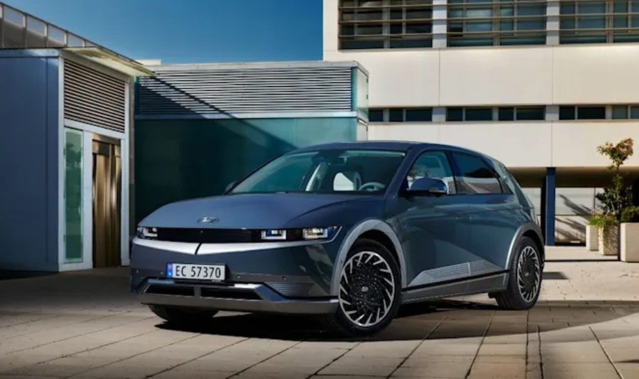 हुन्डाईले तोक्यो आयोनिक ५ क्रसओभर ईलेक्ट्रिक भेहिकलको मूल्य