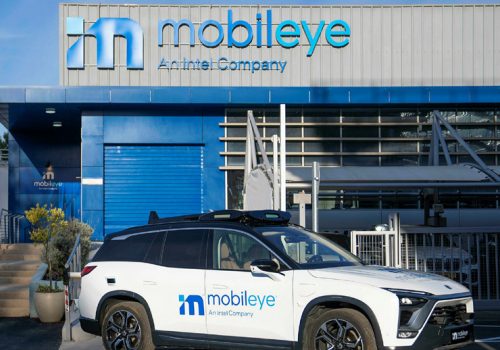 इन्टेलले सेल्फ ड्राइभिङ कार युनिटलाई २०२२ भित्र सेयर बजारमा लाने