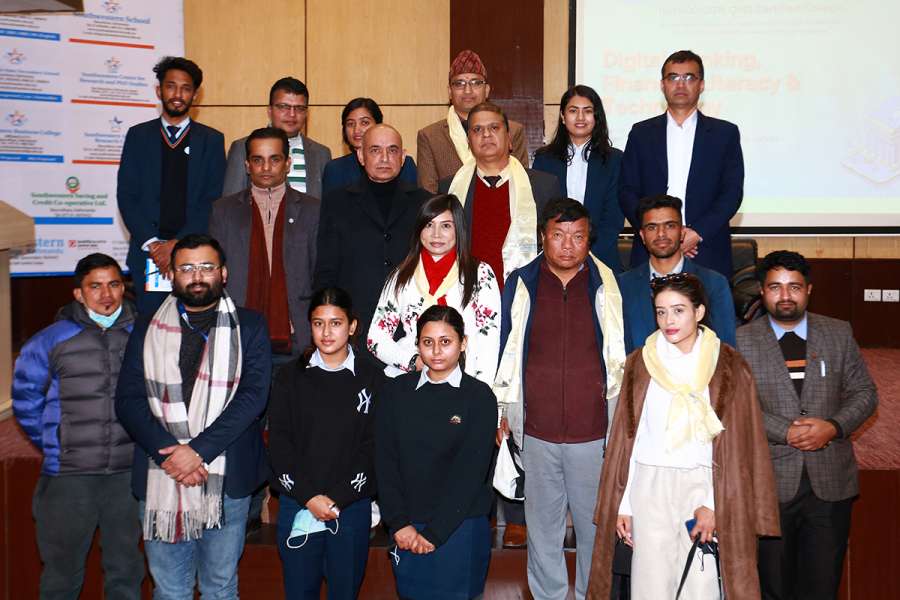 नेपाल बैंकको डिजिटल बैंकिङ्ग वित्तीय साक्षरता कार्यक्रम साउथ वेस्टर्न स्टेट कलेजमा