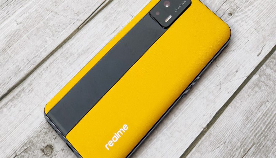 रियलमी जीटी२ प्रो मा १ टीबी स्टोरेज आउने