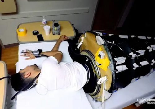 नासाको नयाँ स्लीपिङ ब्यागले अन्तरिक्षमा हुने आँखाको समस्या रोक्न सक्ने