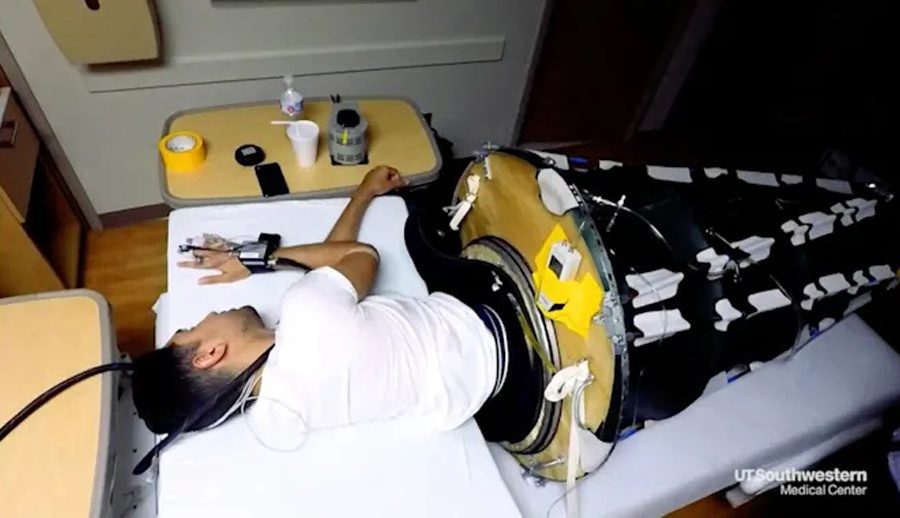 नासाको नयाँ स्लीपिङ ब्यागले अन्तरिक्षमा हुने आँखाको समस्या रोक्न सक्ने