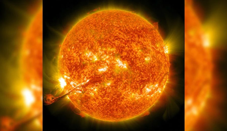 सू्र्यमा दुर्लभ दोहोरो विस्फोट हुँदै: पृथ्वीतर्फ दुईओटा शक्तिशाली सौर्य ज्वाला हुत्याउने, आकाश रंगीन देखिने