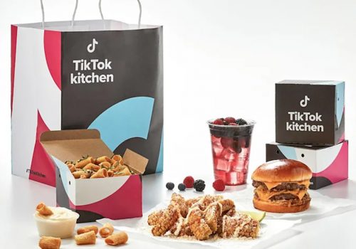 टिकटक किचनले तपाईंको लागि लोकप्रिय रेसिपीहरू बनाउने, घरमै खानेकुरा डेलिभरी गरिदिने
