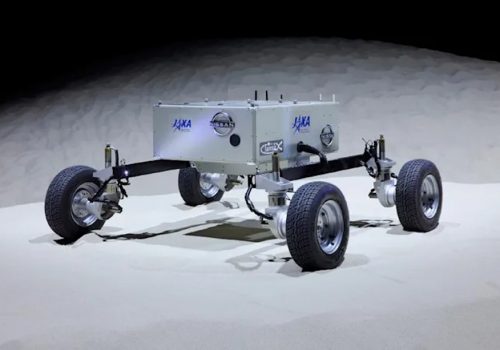 निसानले लूनार ल्यान्डरलाई अड्किनबाट जोगाउन अल ह्विल कन्ट्रोल प्रविधि प्रयोग गर्दै