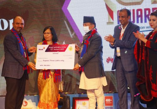 Guna Keshari Pradhan bags ‘Ncell Woman ICON ICT Award 2021’