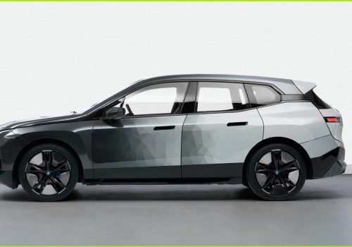 बीएमडब्लूले ल्यायो माैसमअनुसार रंग परिवर्तन गर्ने कन्सेप्ट कार