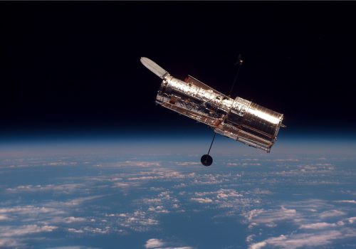 नासाको हबल स्पेस टेलिस्कोपको अन्तरिक्षमा एक अर्ब सेकेण्ड पुरा
