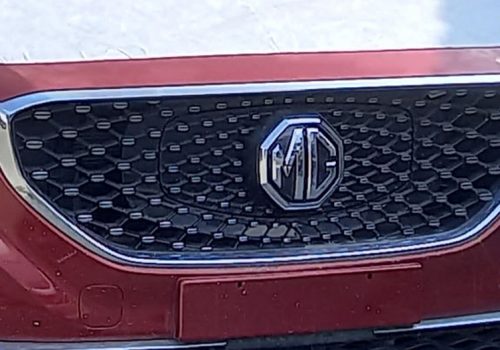 चिनियाँ जासुसीको डरका बीच बेलायती रक्षा मन्त्रालयले कर्मचारीलाई भन्यो-कारहरूमा गोप्य कुराहरू छलफल नगर्नु