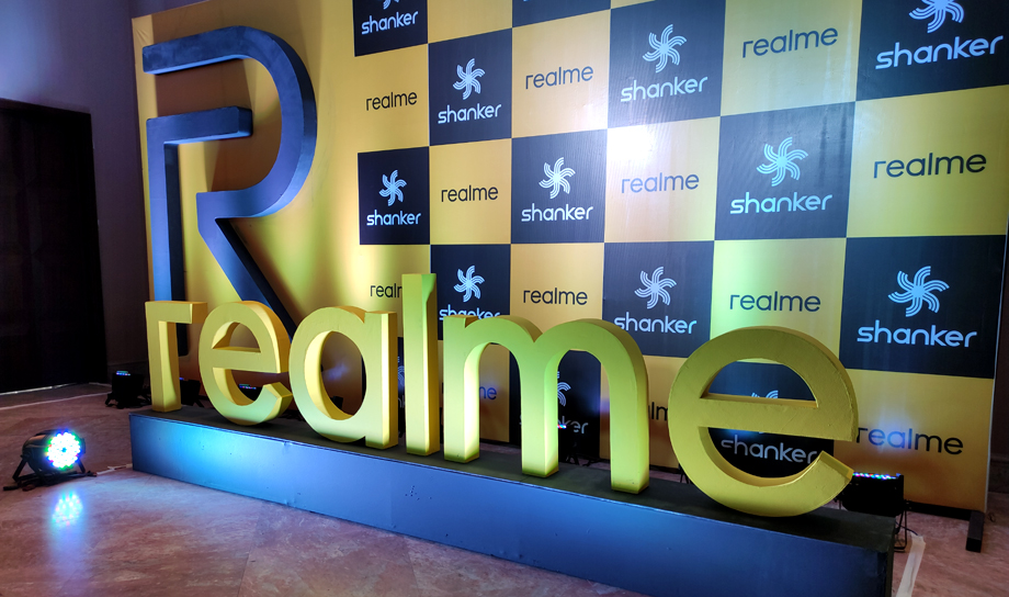 रियलमीले भारतमा प्रयोगकर्ताहरूको संवेदनशील डाटा खुला रूपमा ट्र्याक गरेको आरोप