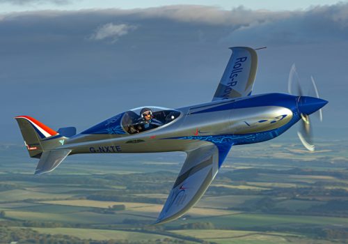 रोल्स रोयसको ई-एयरक्राफ्ट विश्वको सबैभन्दा तिब्रगतिको विद्युतीय विमान, टप स्पीड ६२३ किमी प्रतिघण्टा