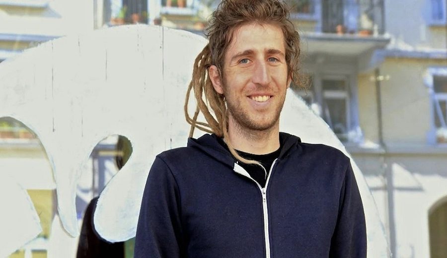 मेसेजिङ एप सिग्नलका संस्थापक मोक्सी मार्लिन्स्पाइकले त्यागे सीईओ पद