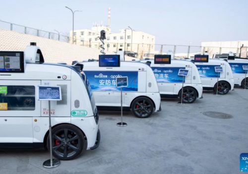 चालकरहित ड्राइभिङ सेवाहरूको लागि चीनमा पहिलो व्यावसायिक इजाजतपत्र जारी